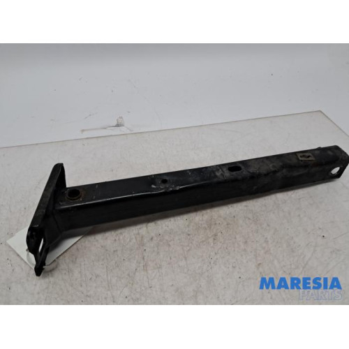 Peugeot - 207 - Front part support