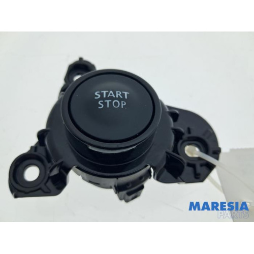 Renault - Espace - Start/Stop schakelaar