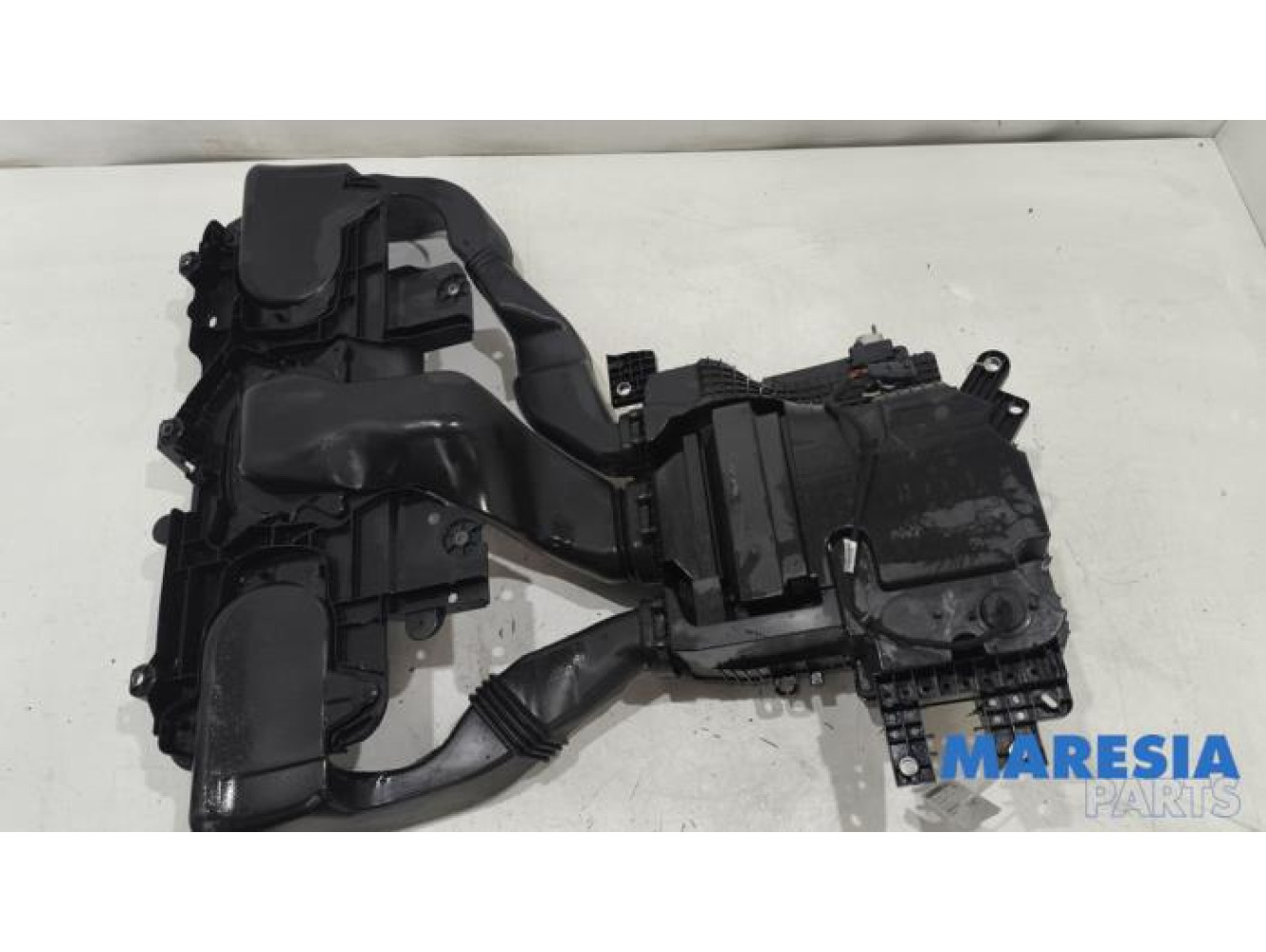 Renault - Zoe - Heater housing