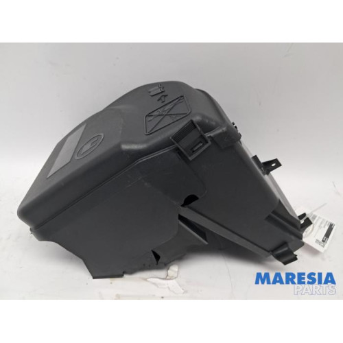 Peugeot - RCZ - Fuse box