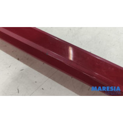 Alfa Romeo - Giulia - Zijskirt links