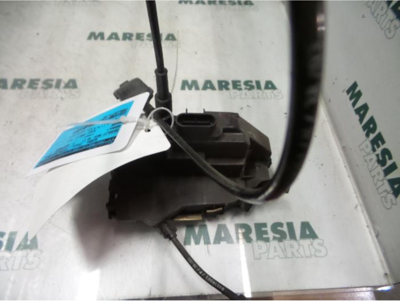 Renault - Megane - Door lock mechanism 4-door, front left