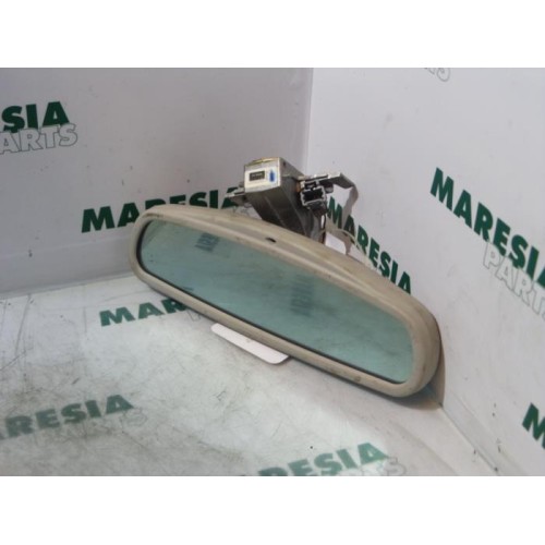 Renault - Megane - Rear view mirror
