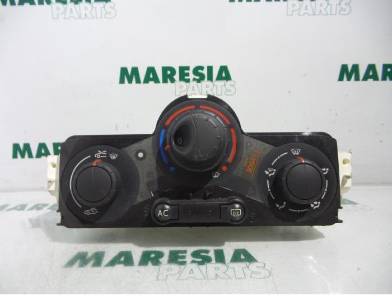 Renault - Megane - Panneau de commandes chauffage