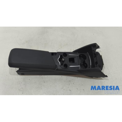 Alfa Romeo - Giulia - Console centrale