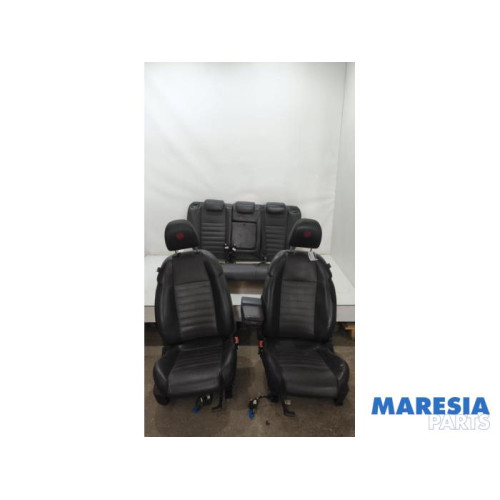 Alfa Romeo - Giulietta - Verkleidung Set (komplett)