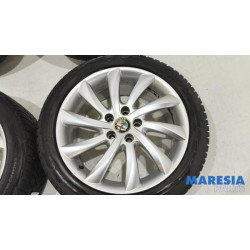 Alfa Romeo - Giulietta - Sportvelgenset + winterbanden