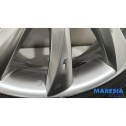 Alfa Romeo - Giulietta - Sportvelgenset + winterbanden