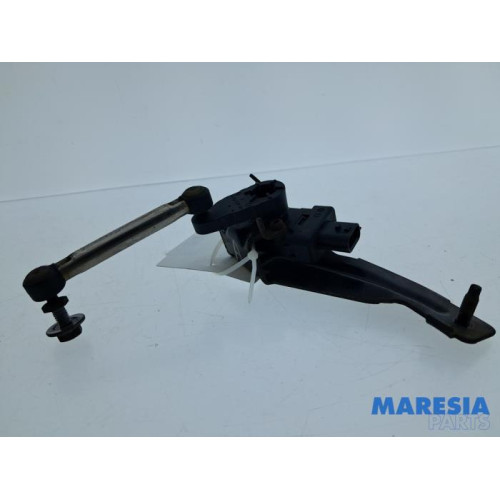 Renault - Espace - Xenon height adjustment