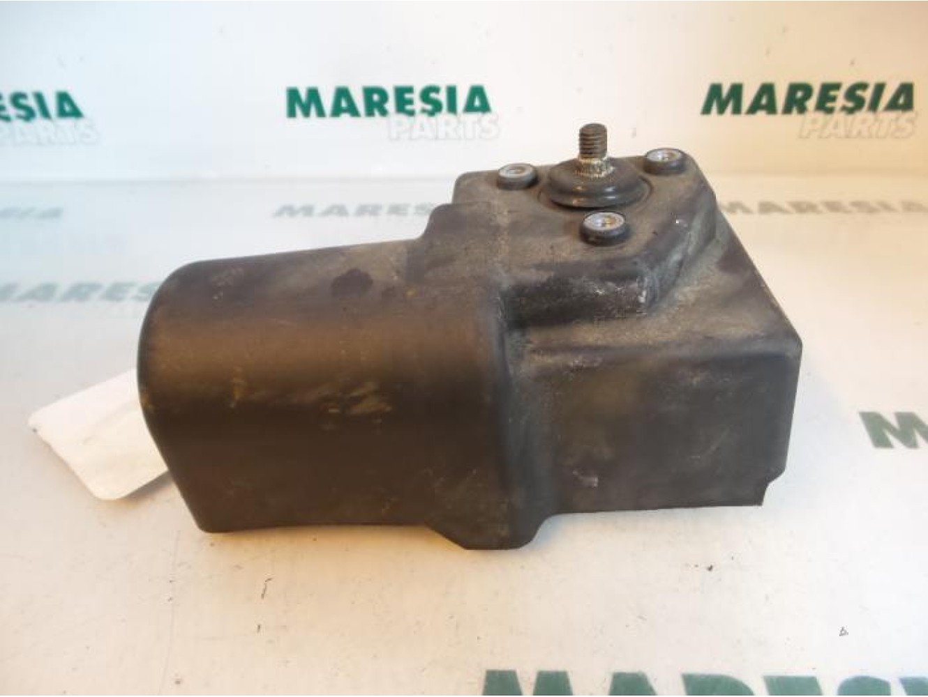 Alfa Romeo - 166 - Front wiper motor