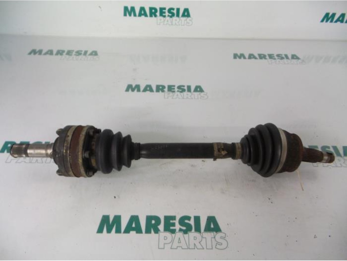 Alfa Romeo - 166 - Aandrijfas links-voor