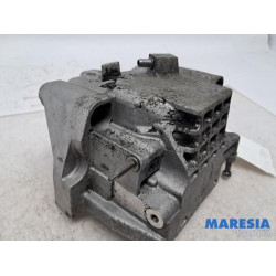 Peugeot - Expert - Steun dieselpomp