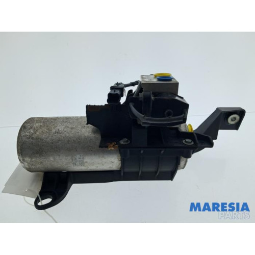 Renault - Zoe - Air conditioning condenser