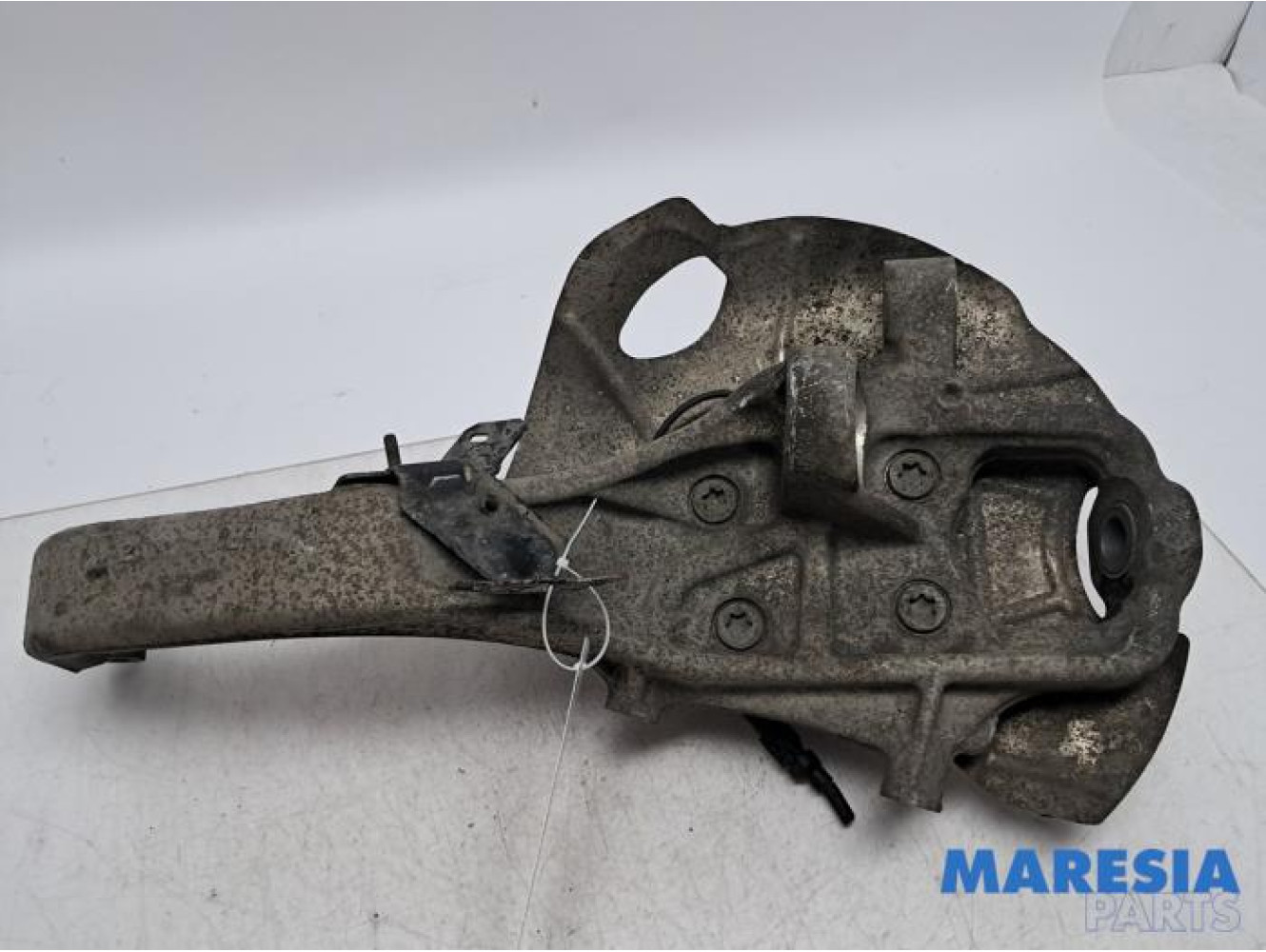 Alfa Romeo - Giulia - Knuckle, front left