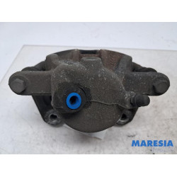 Renault - Zoe - Front brake calliper, right
