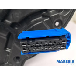 Alfa Romeo - Giulia - Window mechanism 4-door, front right