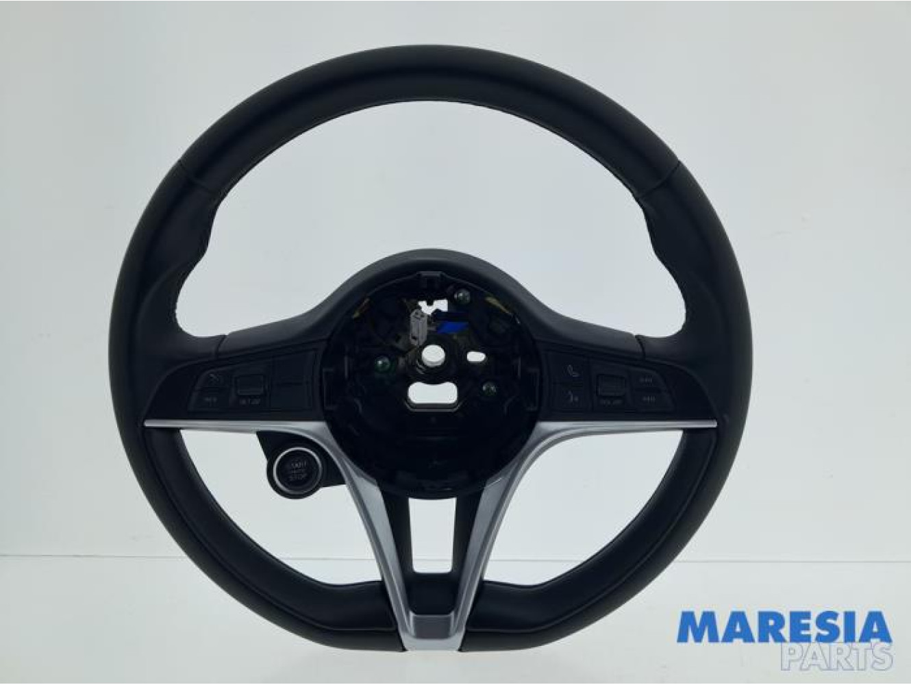 Alfa Romeo - Giulia - Lenkrad