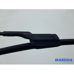 Renault - Zoe - Front wiper arm