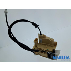 Alfa Romeo - Giulia - Front door lock mechanism 4-door, right