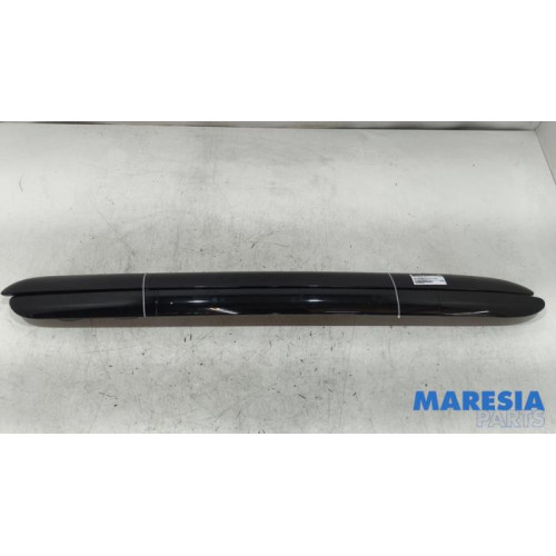 Citroen - C4 Cactus - Roof rail kit