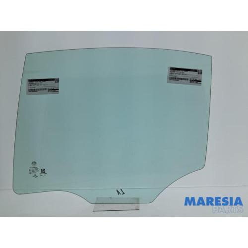 Alfa Romeo - Giulia - Rear door window 4-door, left