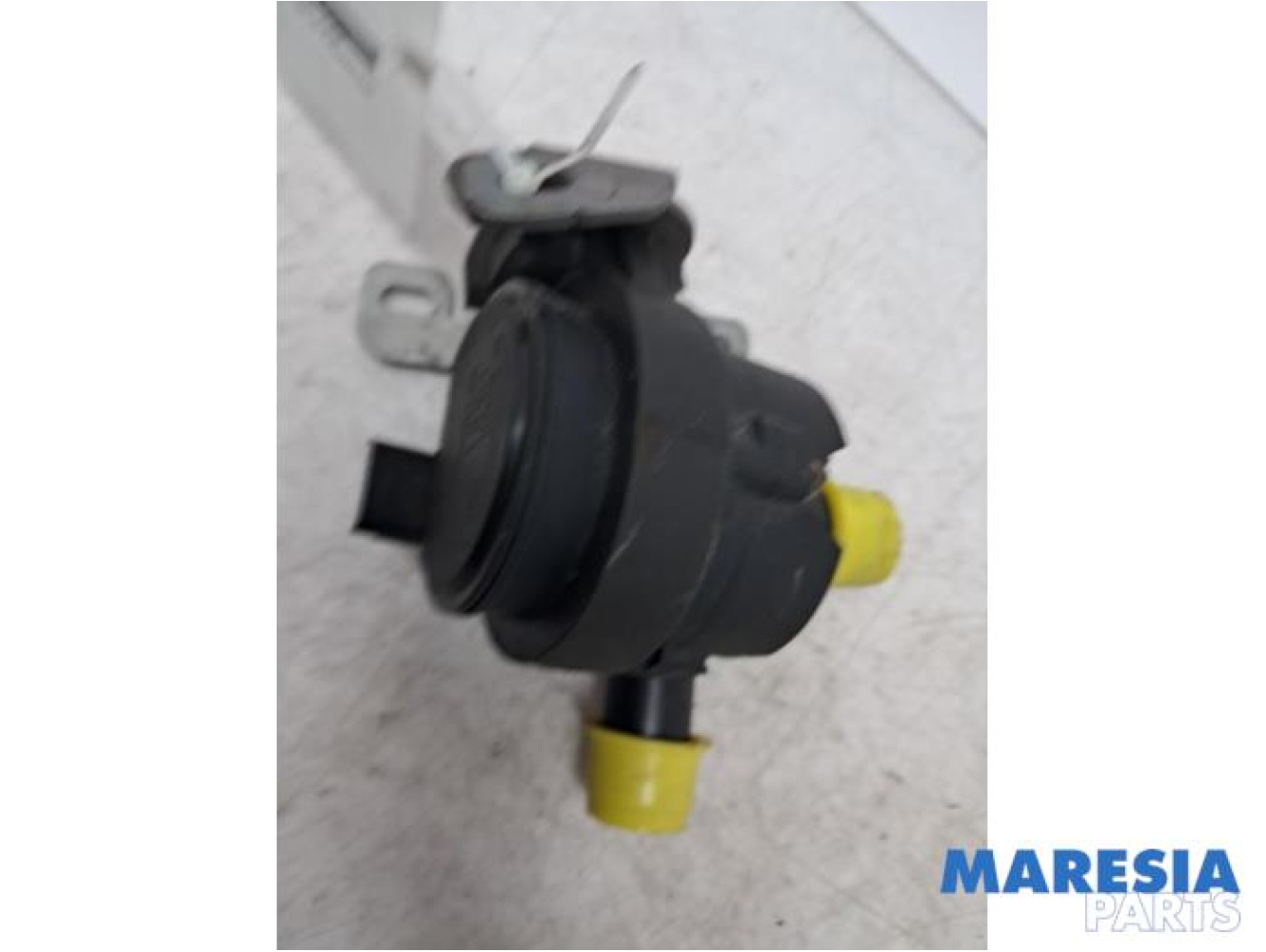 Renault - Espace - Additional water pump