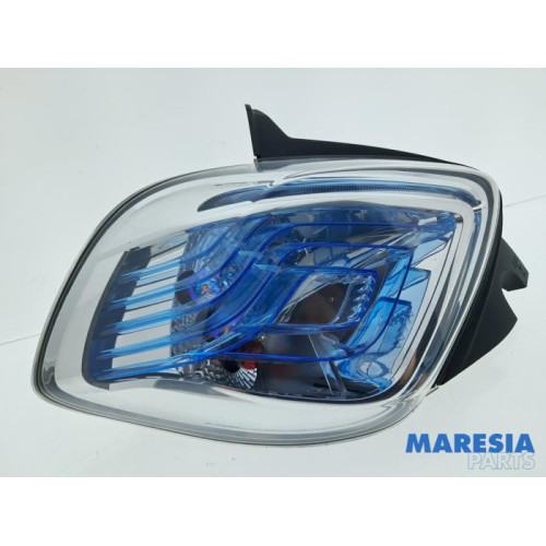 Renault - Zoe - Taillight, left