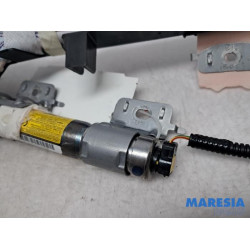 Peugeot - 108 - Airbag Himmel links