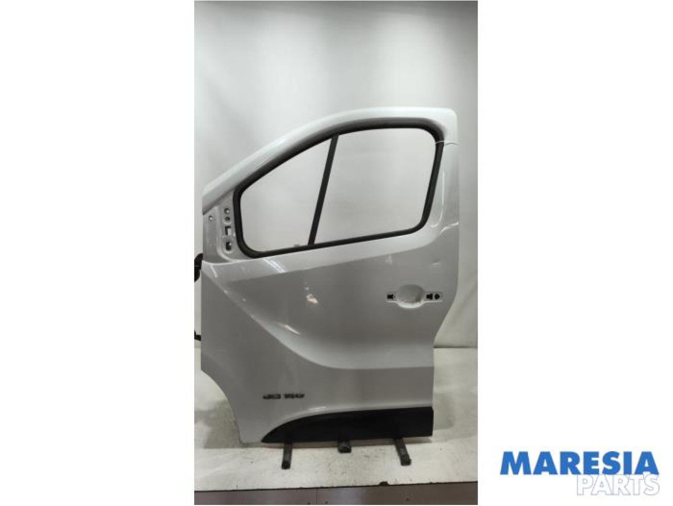 Renault - Trafic - Portier 2Deurs links