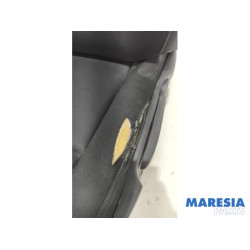 Renault - Trafic - Sitz links