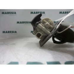 Fiat - Stilo - Tailgate lock mechanism