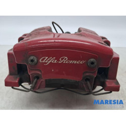 Alfa Romeo - Giulia - Rear brake calliper, right