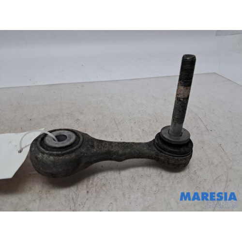 Alfa Romeo - Giulia - Anti-roll bar guide