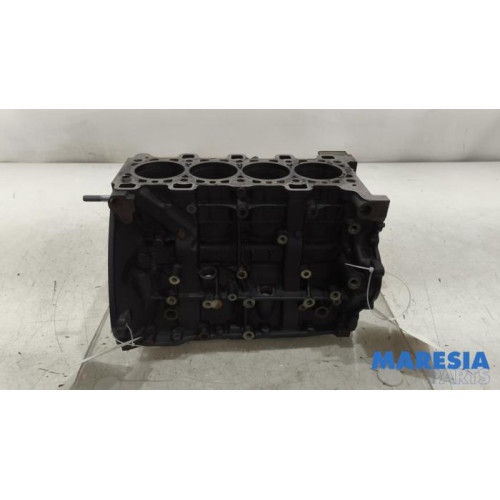 Opel - Vivaro - Motor Onderblok