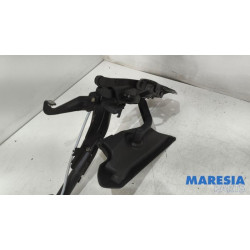 Peugeot - 308 - Tailgate frame