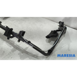 Peugeot - 308 - Tailgate frame