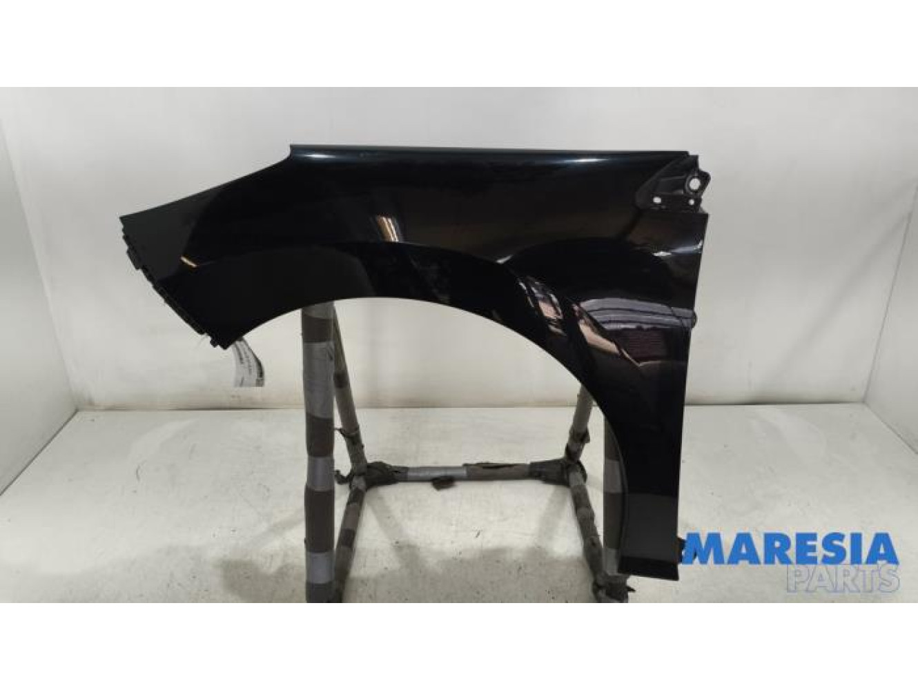 Peugeot - 308 - Front wing, left