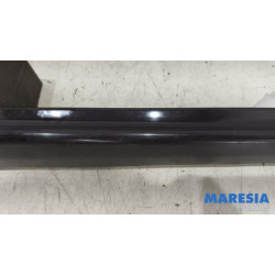 Peugeot - 308 - Side skirt, right