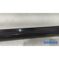 Peugeot - 308 - Side skirt, right