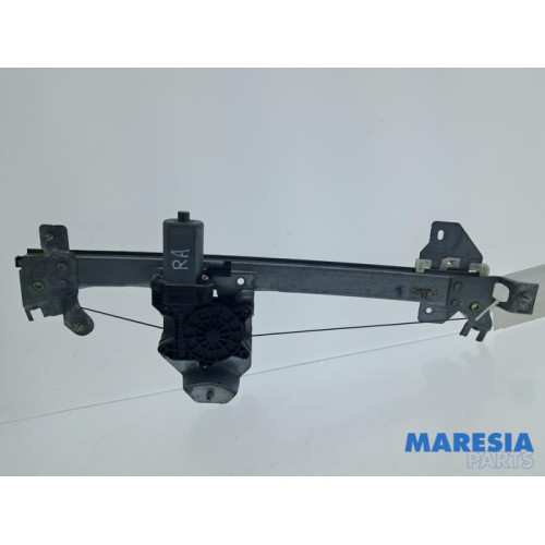 Renault - Zoe - Rear door window mechanism 4-door, right