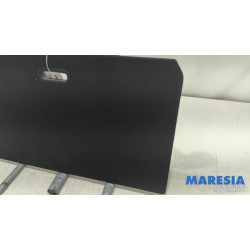 Renault - Captur - Floor panel load area