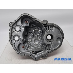 Renault - Captur - Gearbox casing