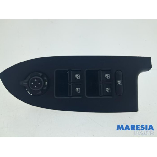 Alfa Romeo - Giulietta - Kombischalter Fenster