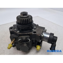 Renault - Trafic - Kraftstoffpumpe Mechanisch