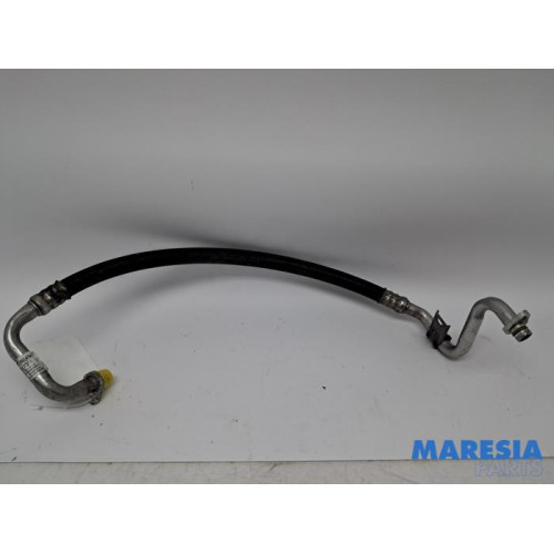 Renault - Trafic - Air conditioning line