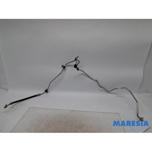Renault - Trafic - Air conditioning line