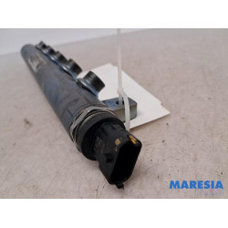 Renault - Trafic - Fuel injector nozzle