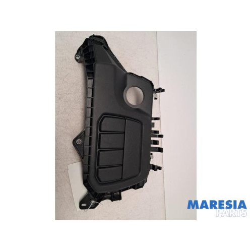 Renault - Trafic - Afdekplaat motor