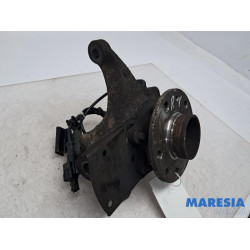 Renault - Trafic - Knuckle, front right