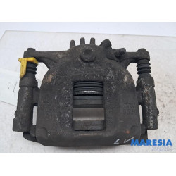 Renault - Trafic - Front brake calliper, left